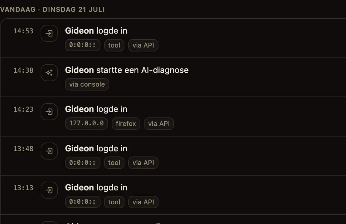 Het auditlog in donkere modus.